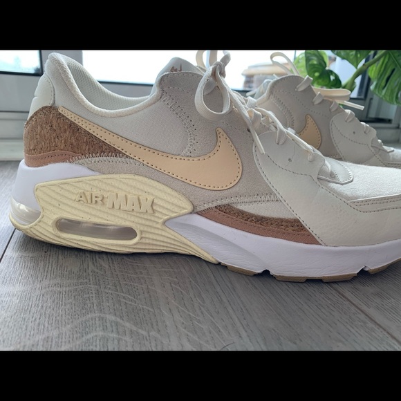 Japanese Nike Air Max Running Shoes Beige - Picture 4 of 9